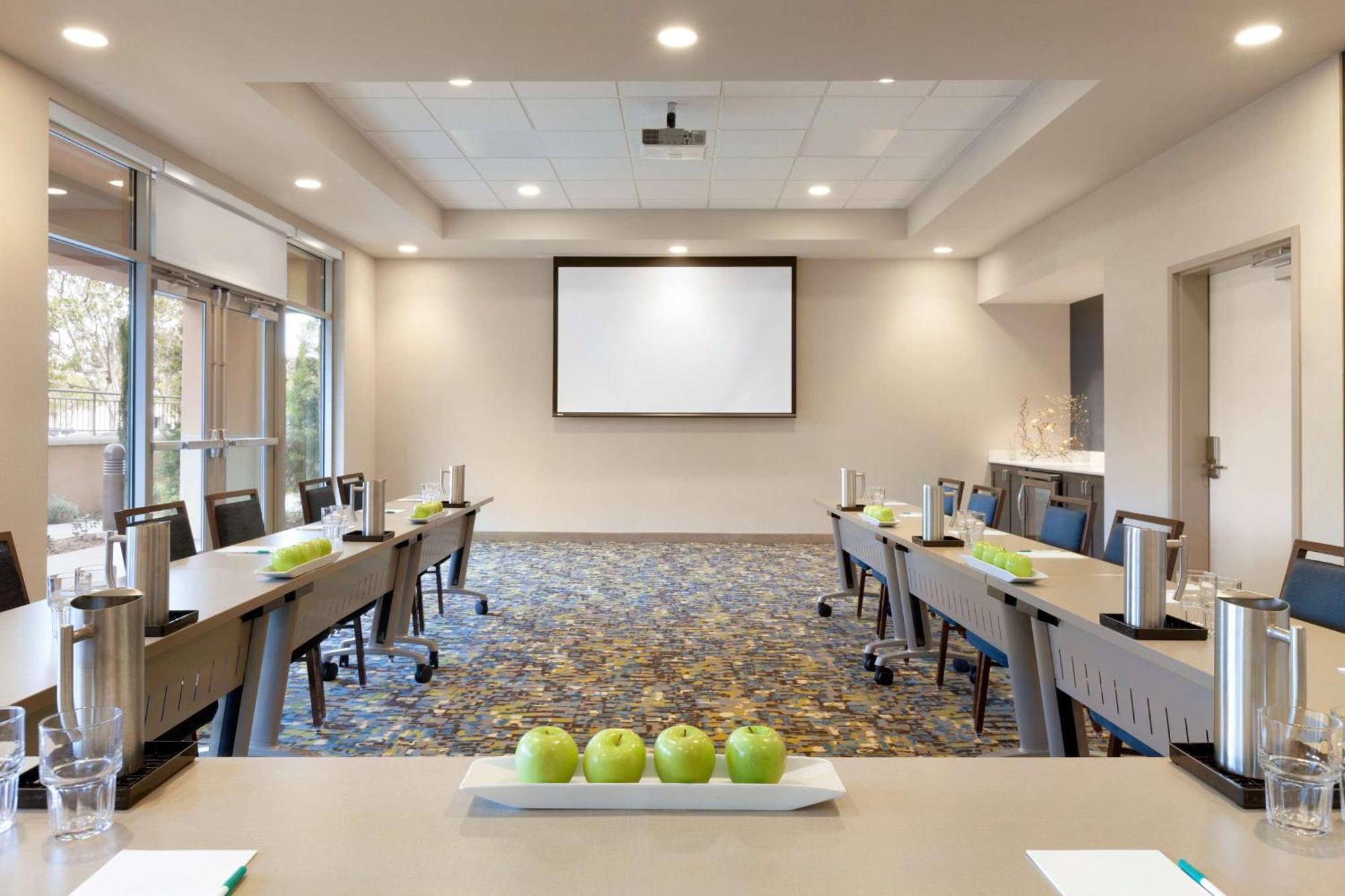 Homewood By Hilton John Wayne Airport 3* Irvine