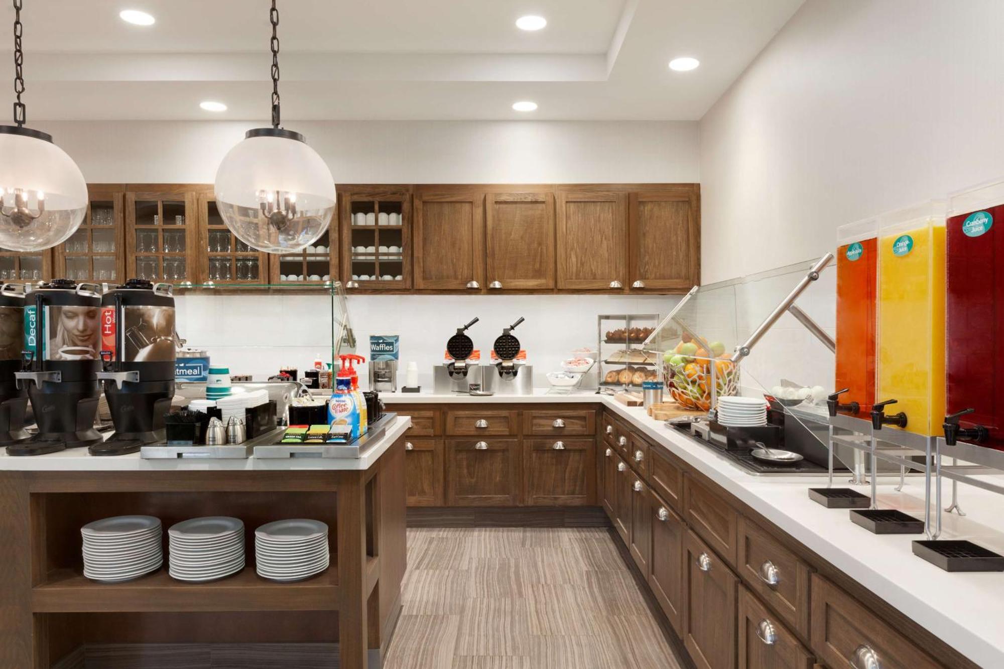 Homewood By Hilton John Wayne Airport 3*