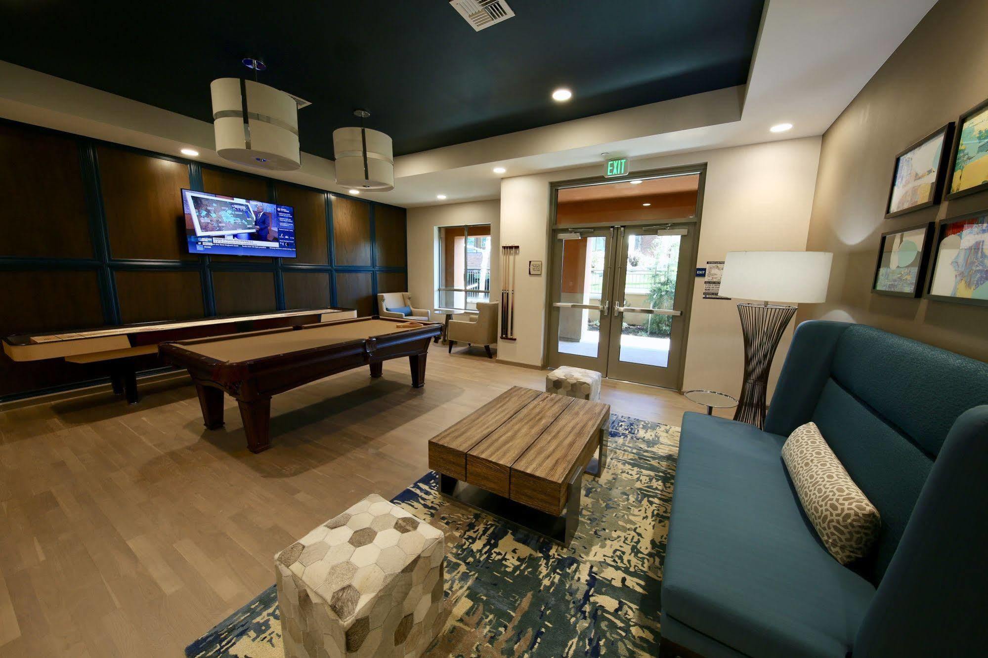 Homewood By Hilton John Wayne Airport 3*